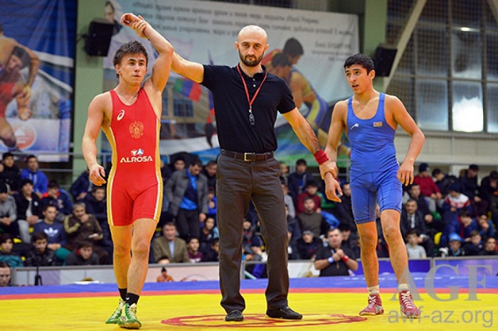 Junior Azerbaijani wrestlers grab 5 medals in Dagestan 